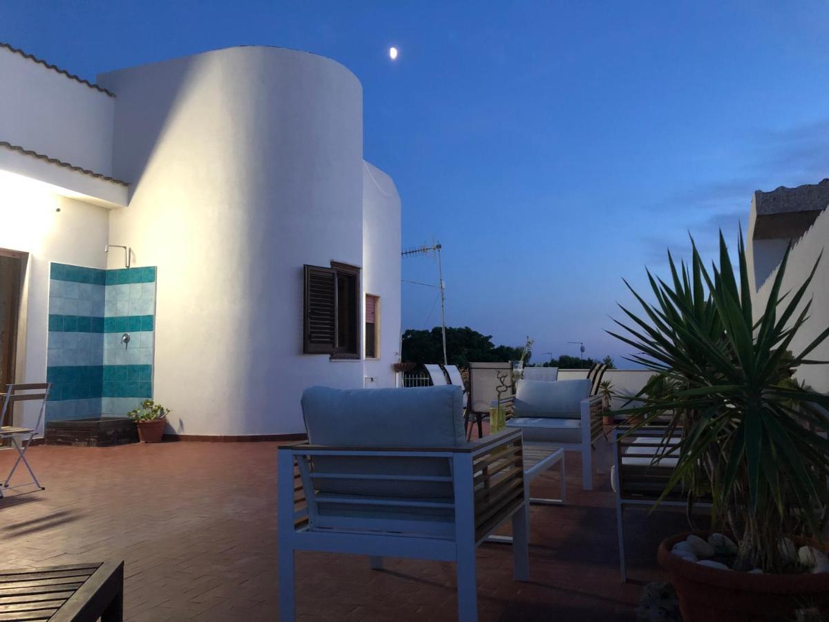 La Terrazza Sul Mar Mediterraneo 마리넬라 외부 사진