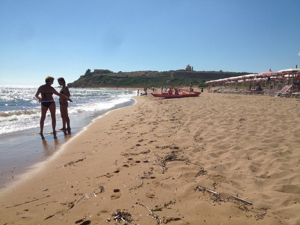 La Terrazza Sul Mar Mediterraneo 마리넬라 외부 사진